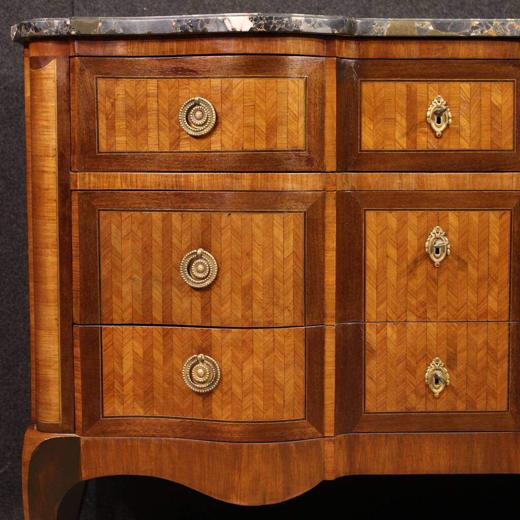 Commode française marquetée avec dessus en marbre, XIXe siècle