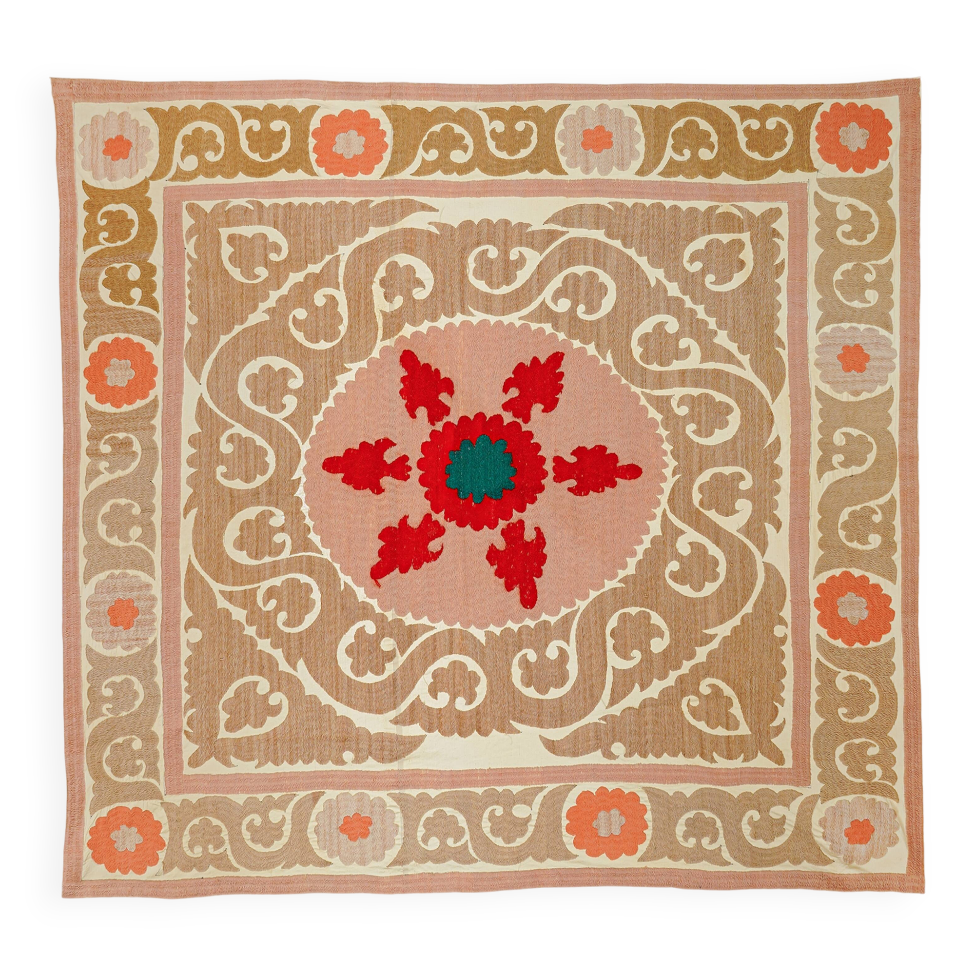 Tapis turc vintage noué à la main 133x136 cm
