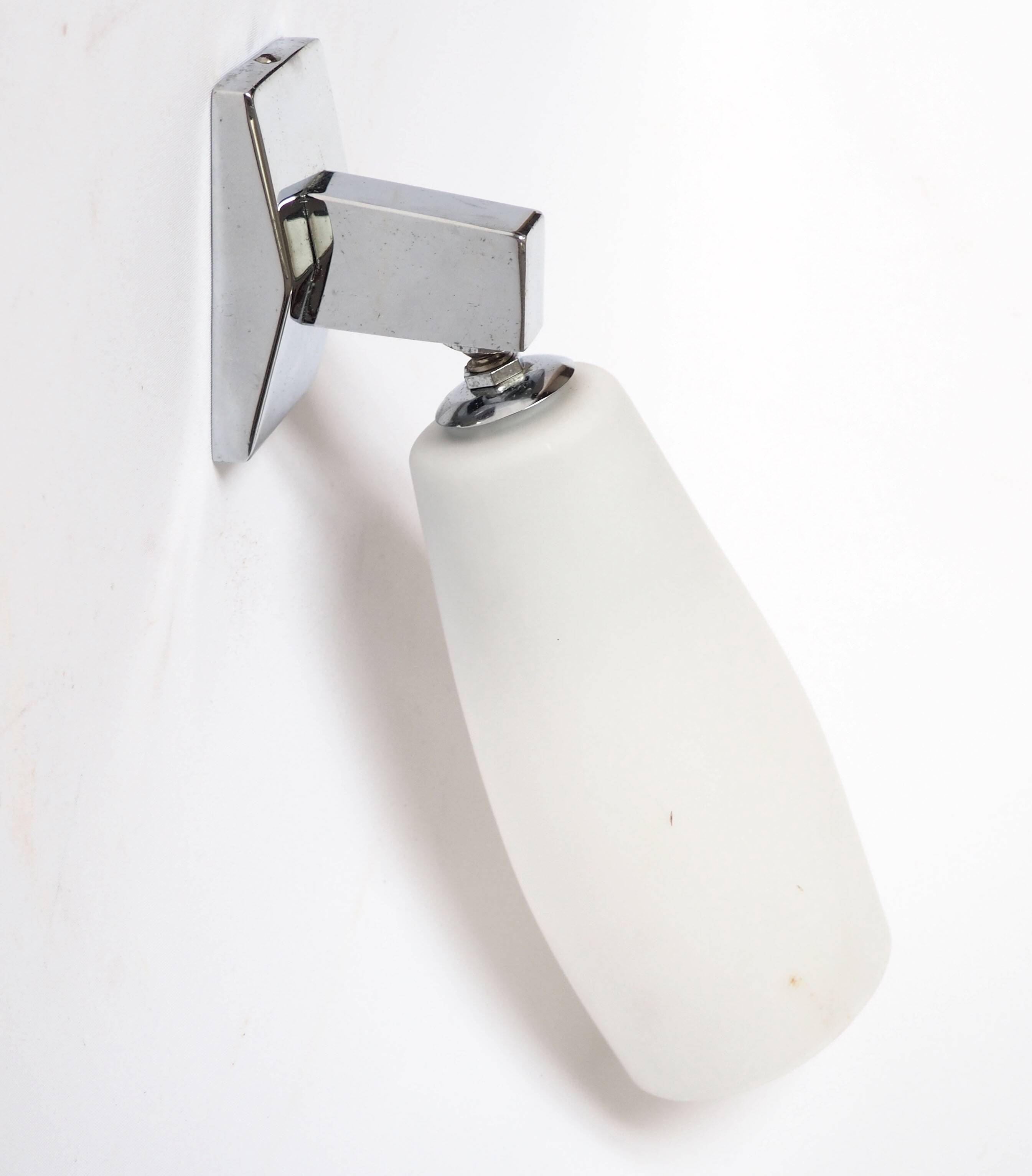 Italian chrome and opaline wall light 1970