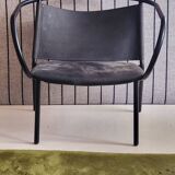 Afteroom lounge chair audio