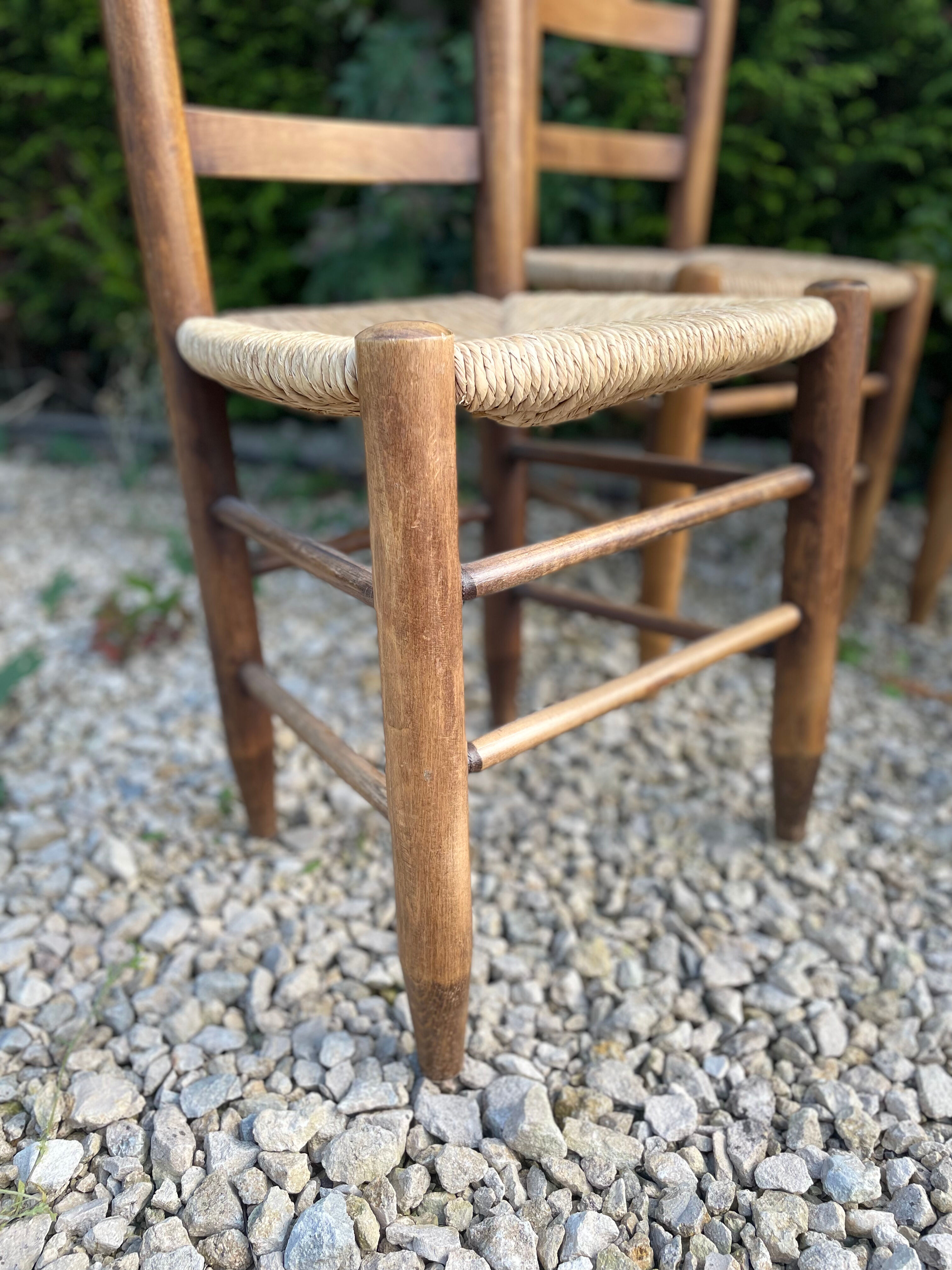 Set of 4 straw chairs