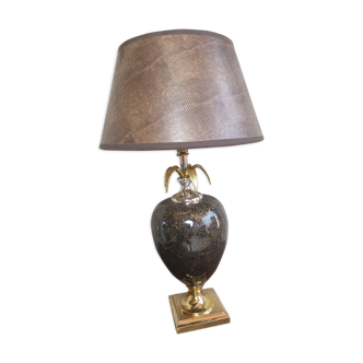 The Dauphin pineapple lamp