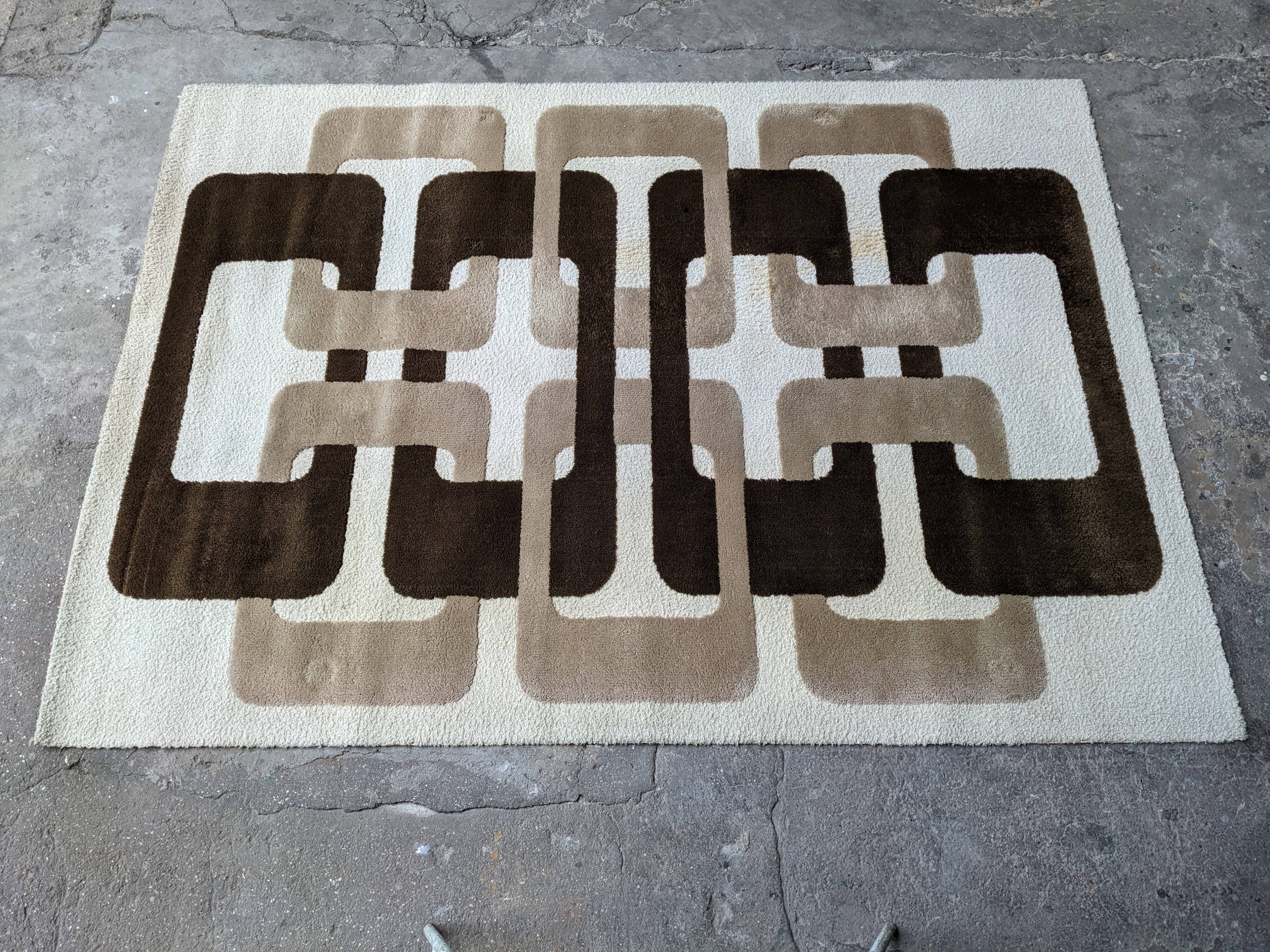 Wool rug from the 60s/70s (280x200cm)