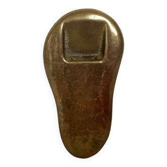 Bronze thumb bottle opener