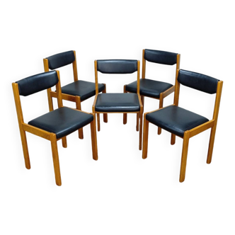 Set of 5 vintage chairs 1970