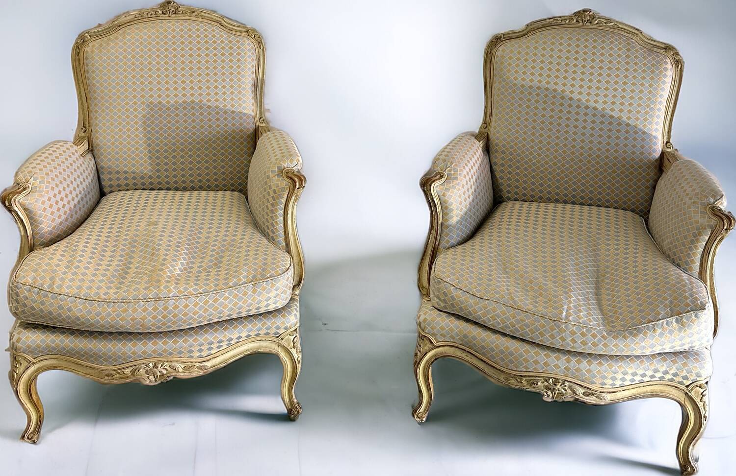 Louis XV lacquered salon from the 1900s.