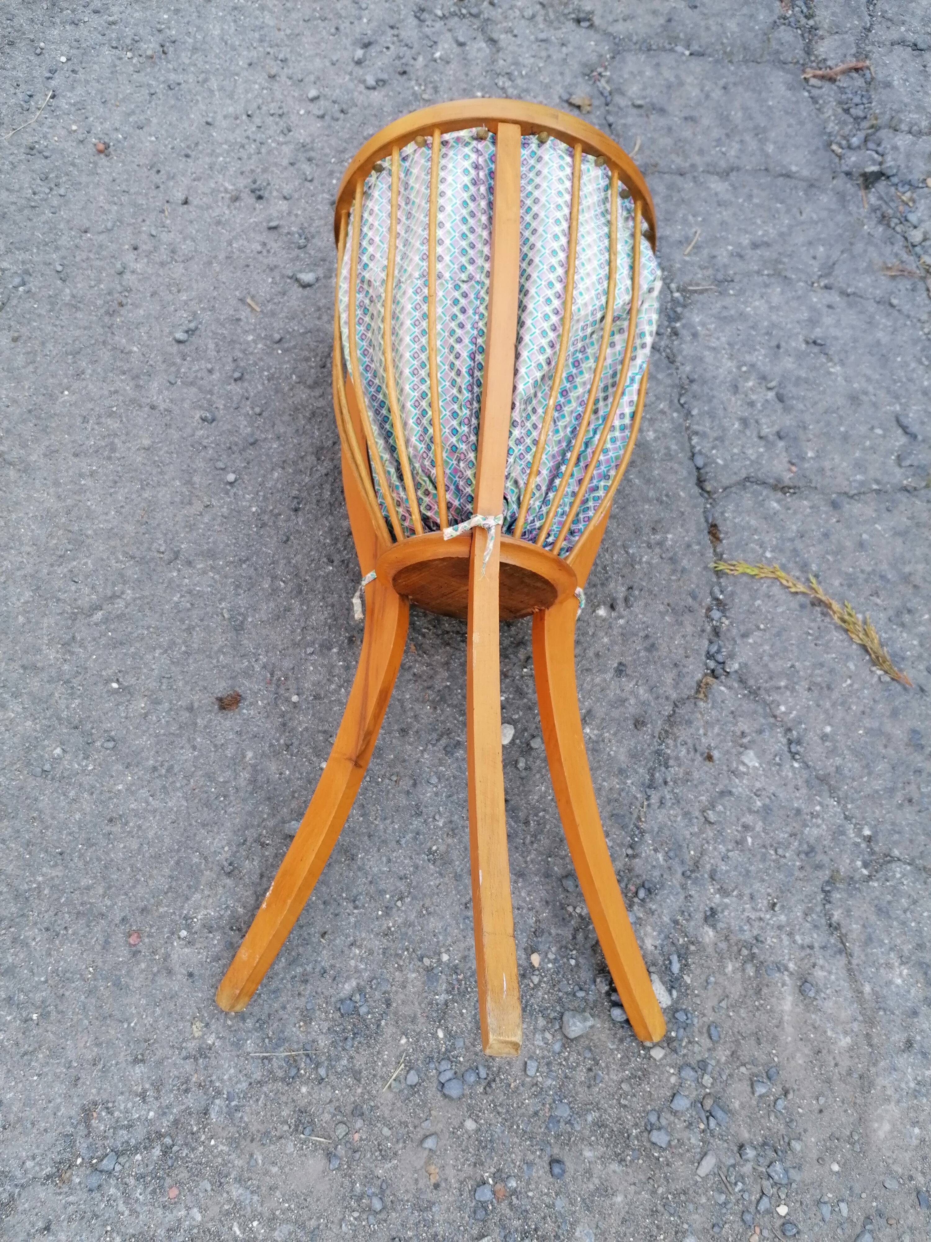 Travailleuse de couturière bois courbé tissu tripode vintage