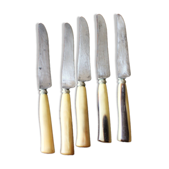A set of 5 small Duvert Frères knives