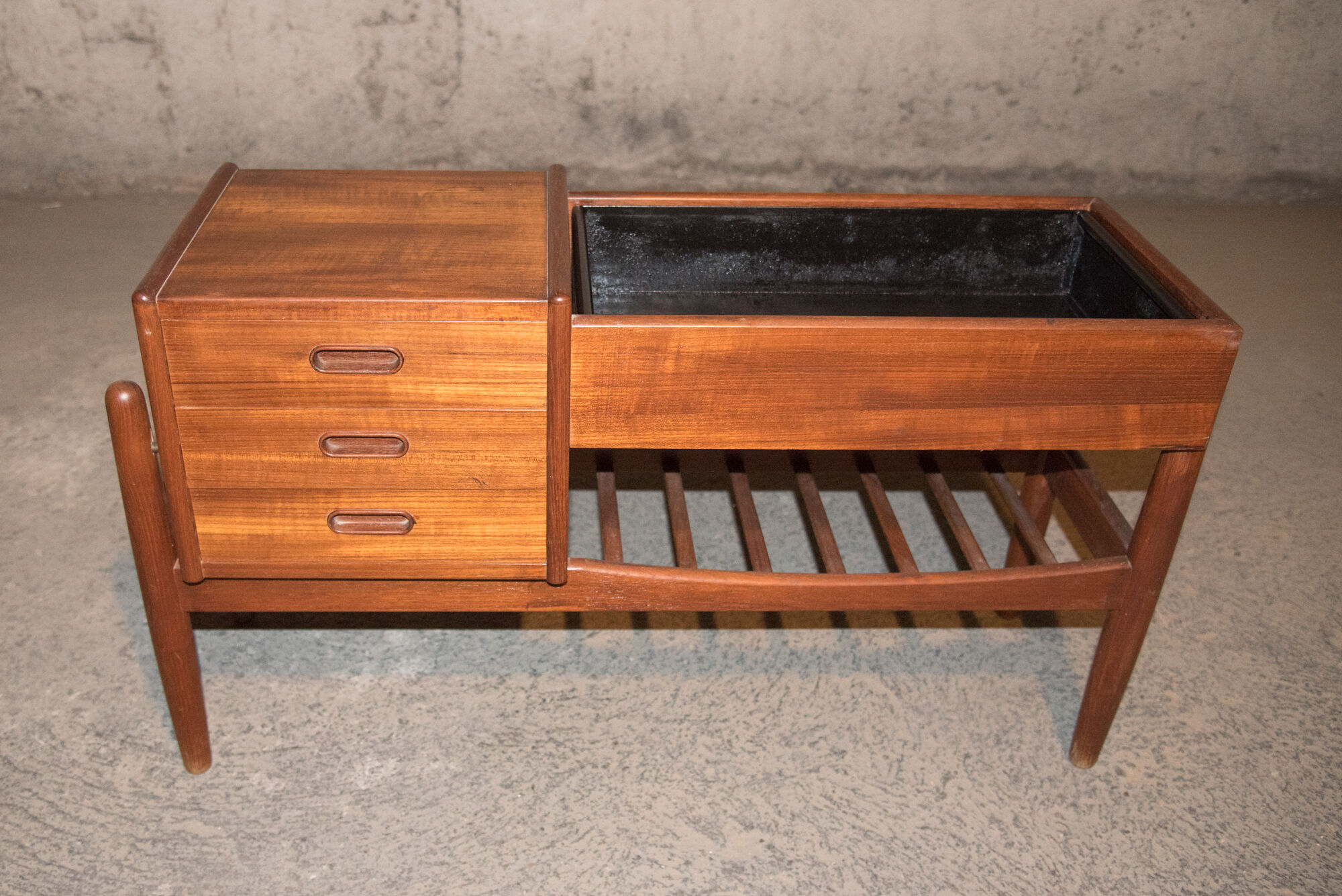 Scandinavian teak gardener Arne Wahl Iversen 1960