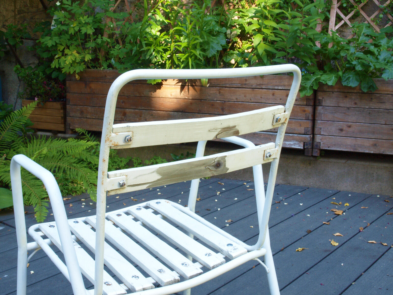 Suite of 4 Emu garden chairs