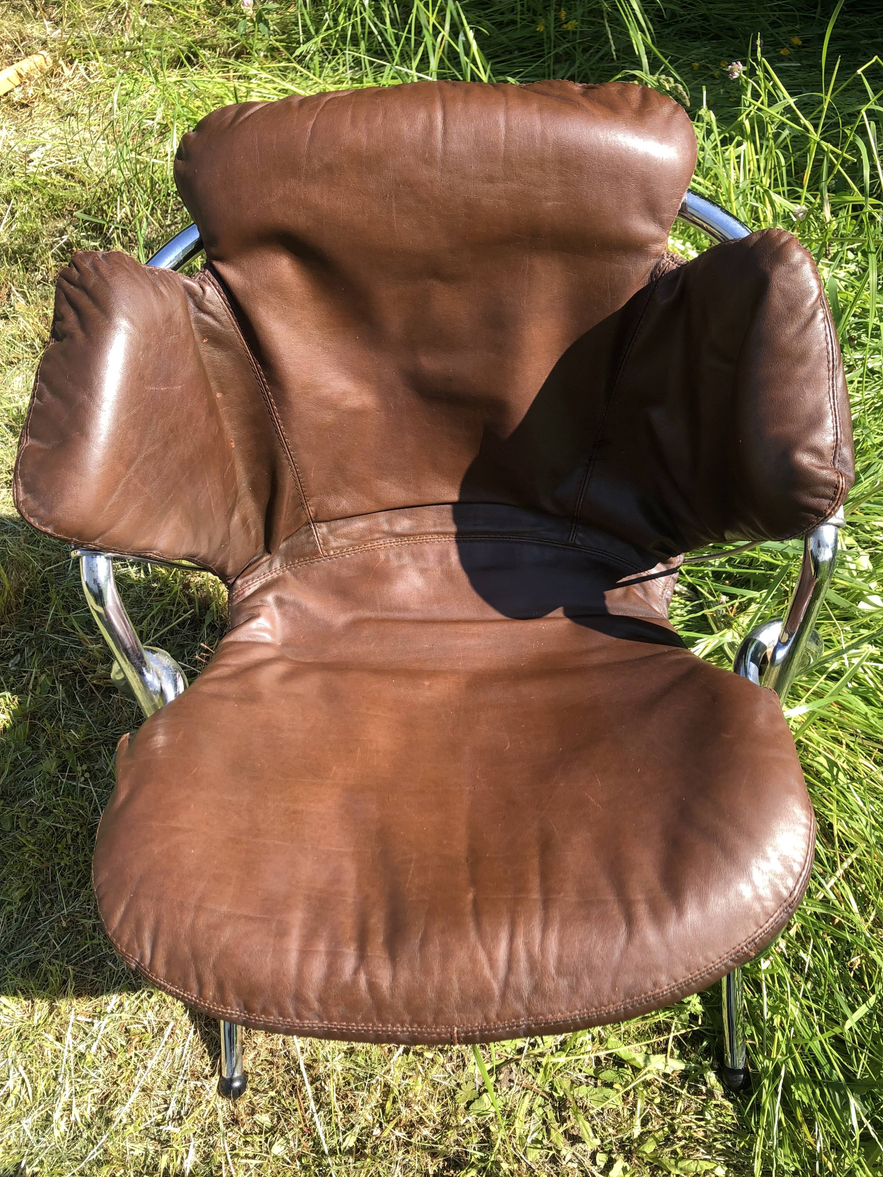 Leather chair model Lynn Gastone Rinaldi for Rima
