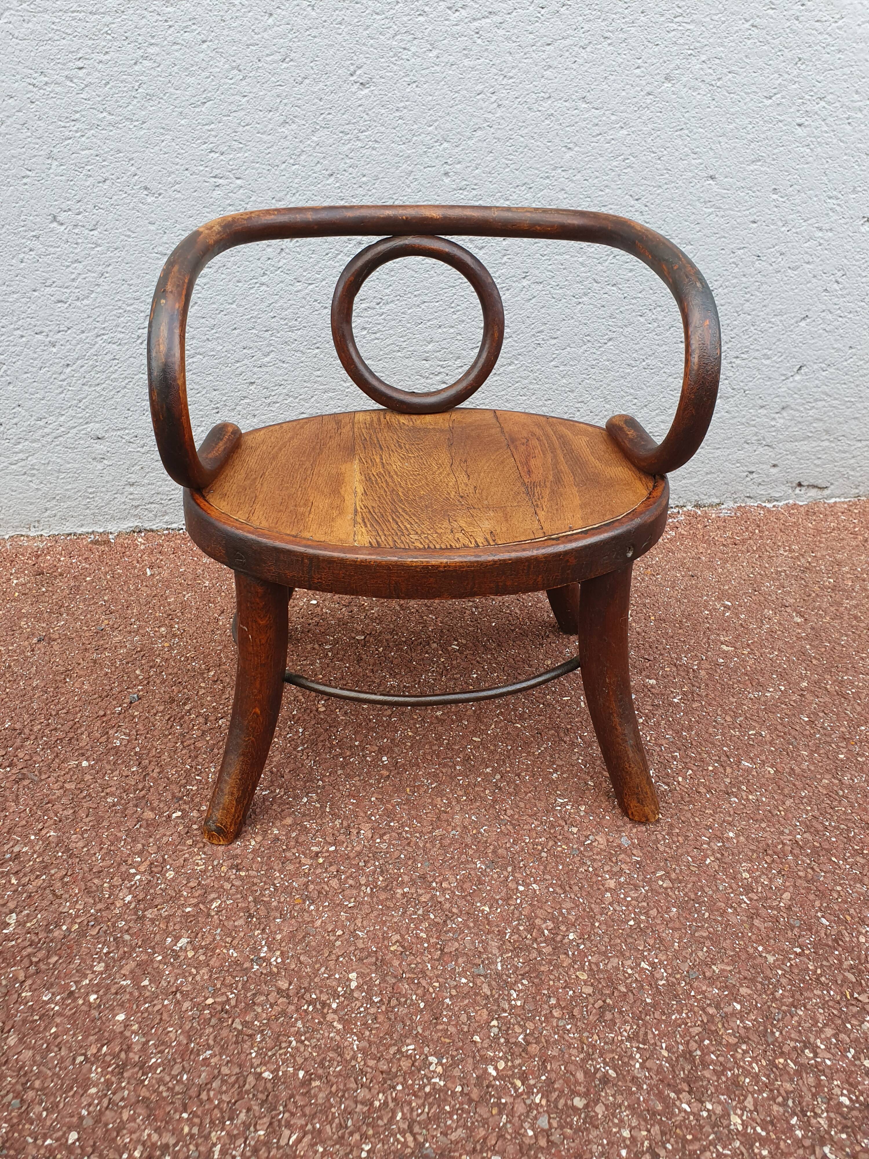 Petite chaise thonet