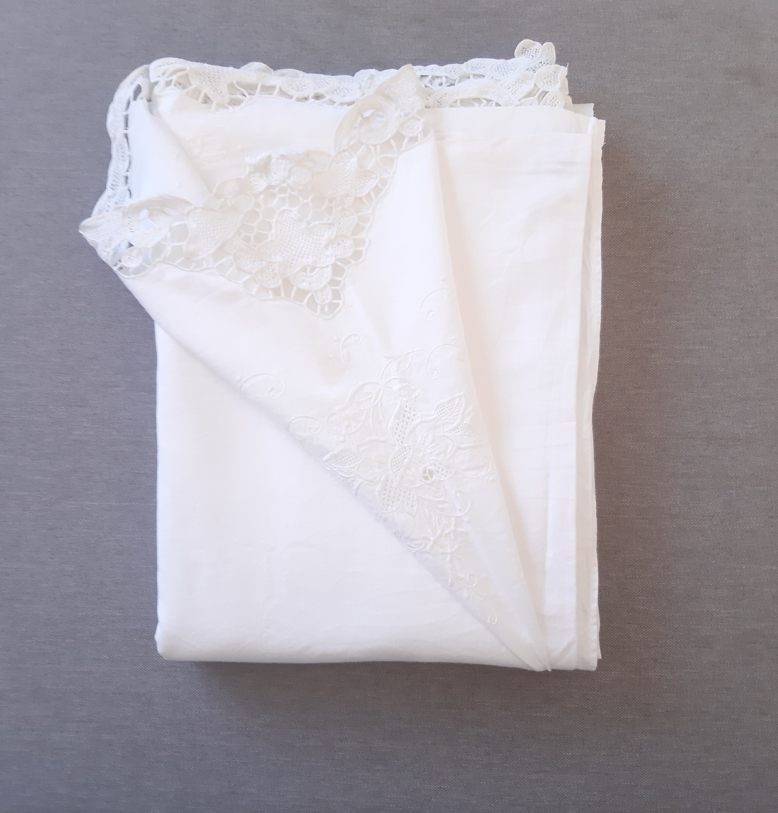 Old embroidered sheet 310 x 230