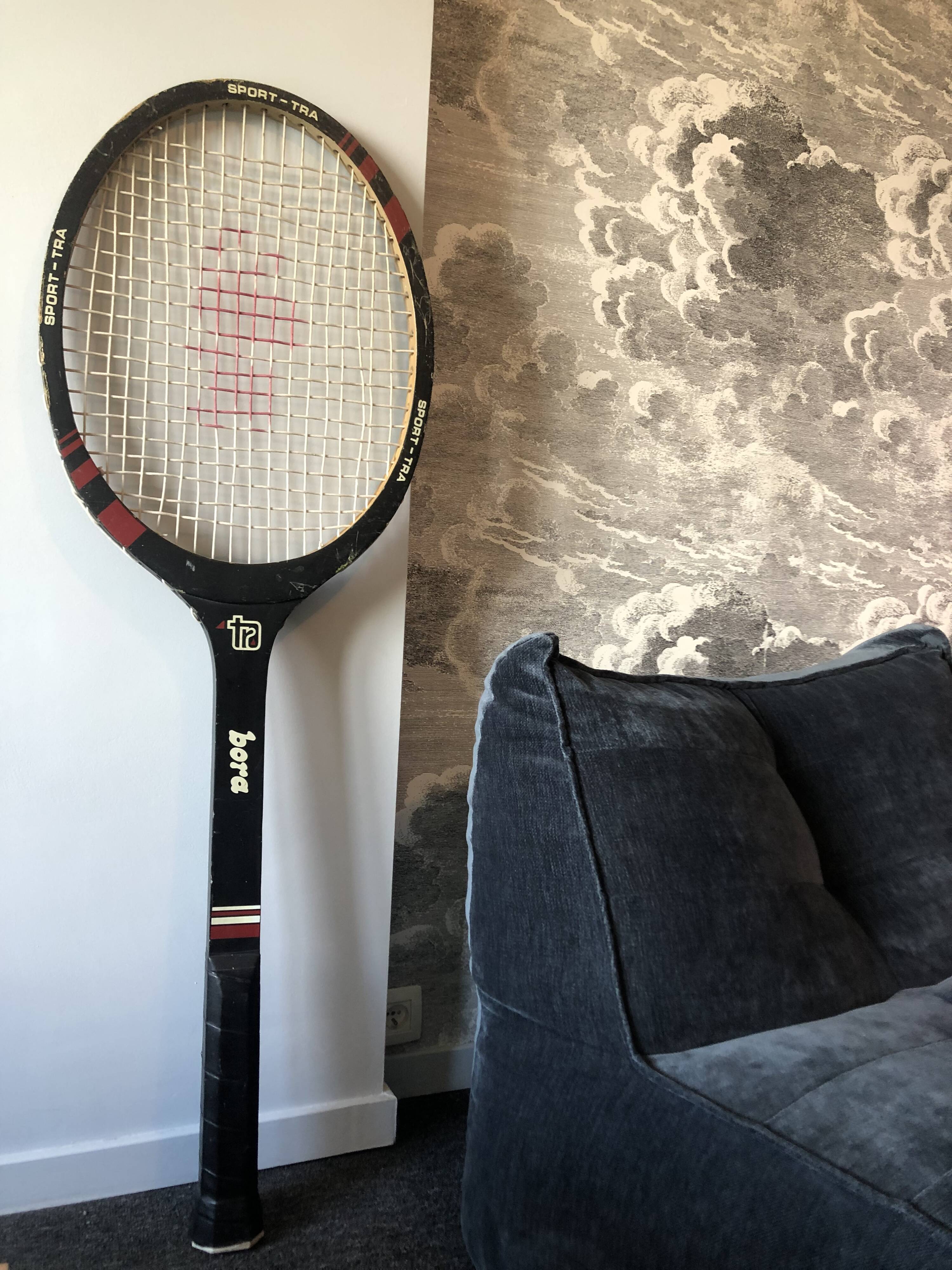 Incroyable raquette de tennis XXL collector!