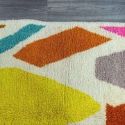 Handwoven pure wool rug with colourful patterns, size 1.5/2.5 m.