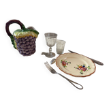 Grape pitcher