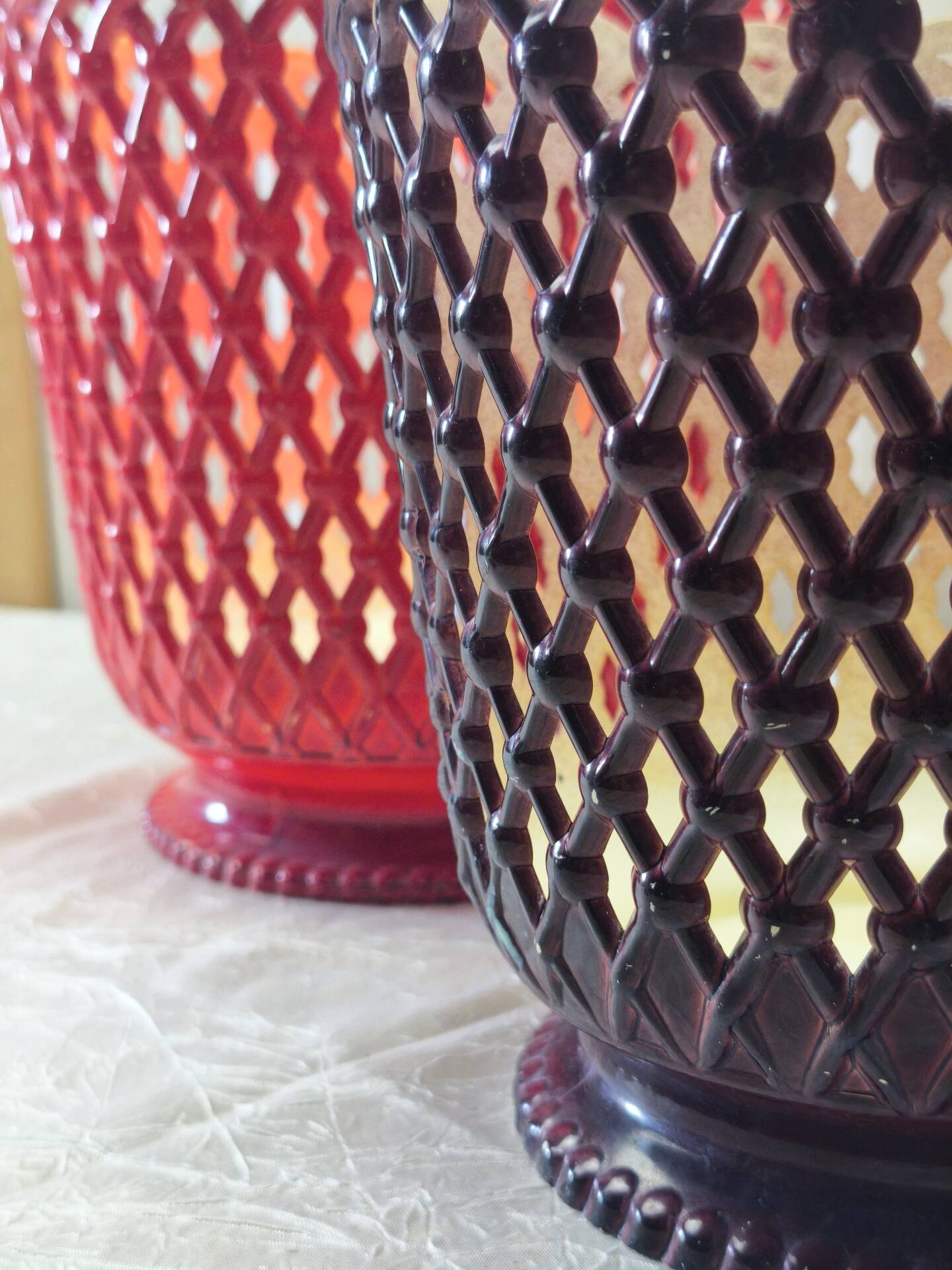 Pair of vintage plant pots SYLA – Made in France – Red and burgundy