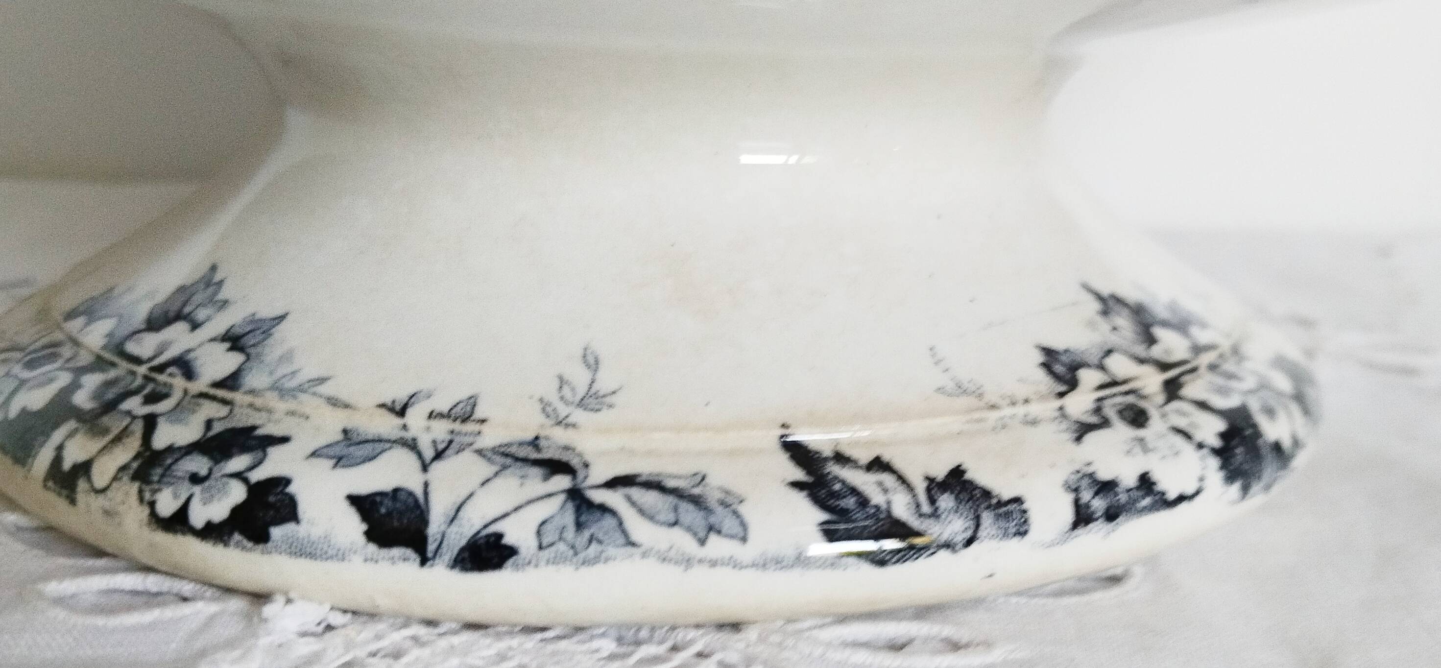 Antique Saint Amand earthenware salad bowl or soup tureen, Marie-Louise model