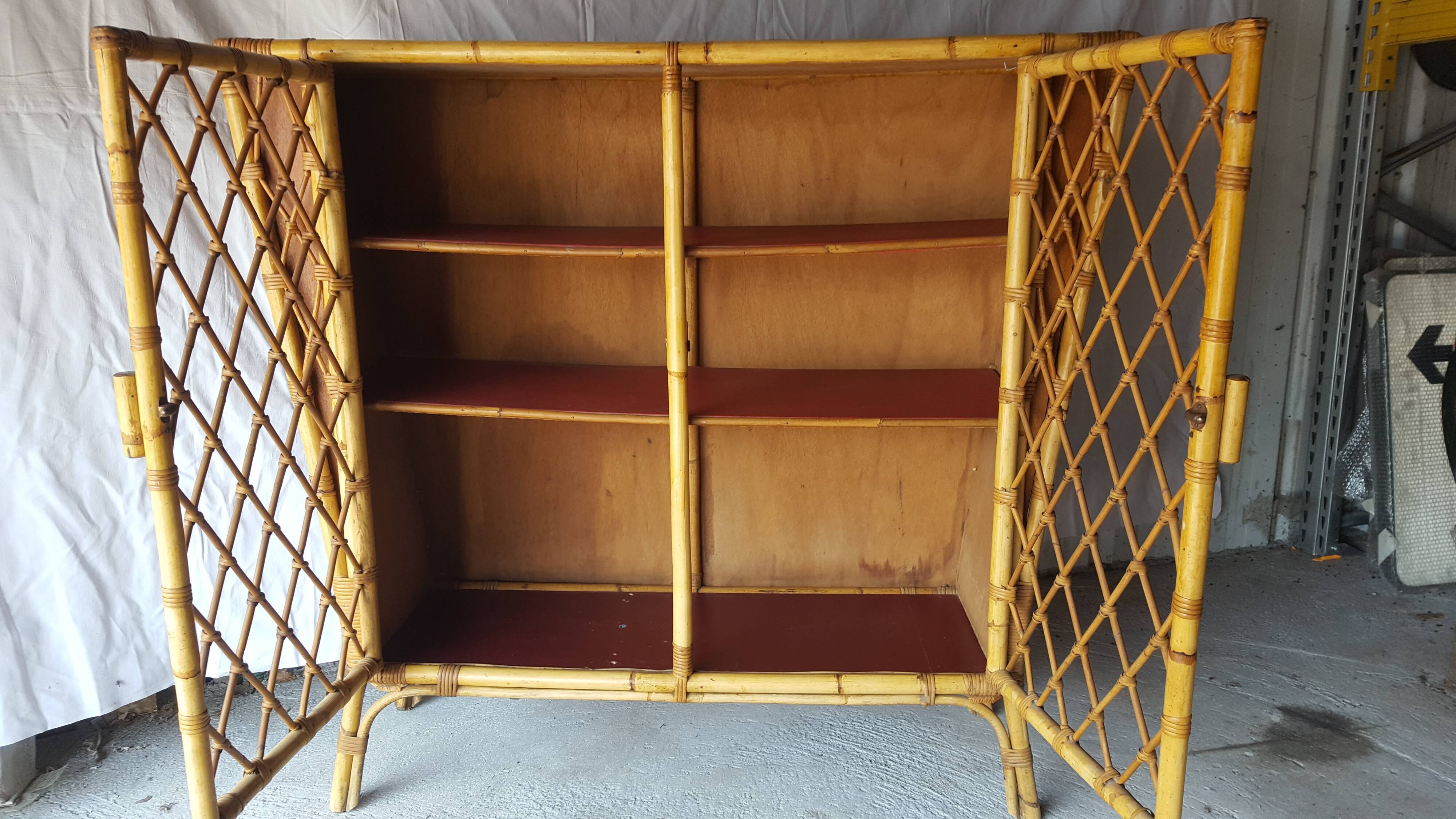 Buffet wicker years 60