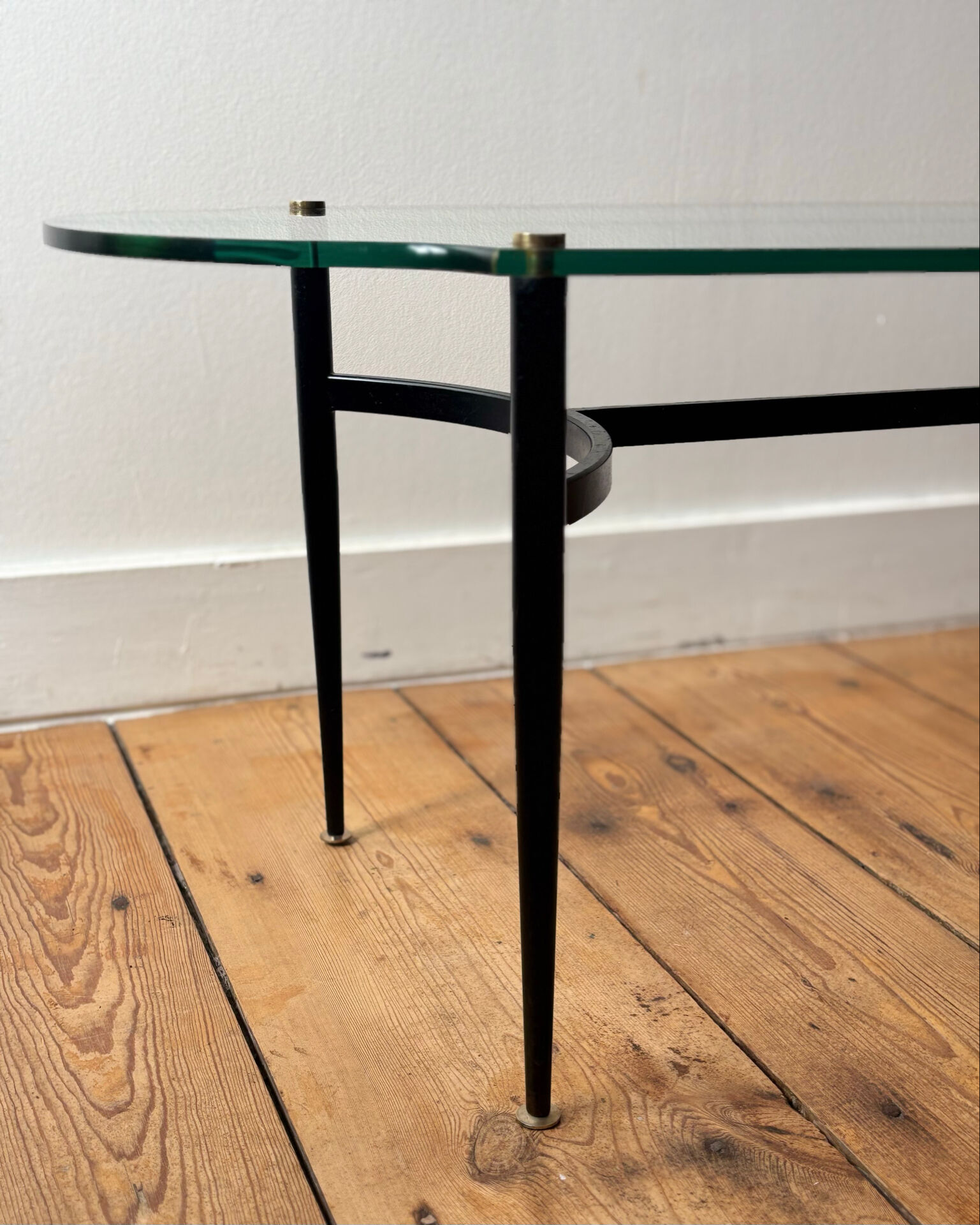 Modernist coffee table | 1950s