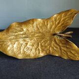Antique bronze ivy leaf candle holder