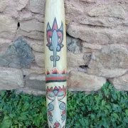 Masque totem en bois sculpté