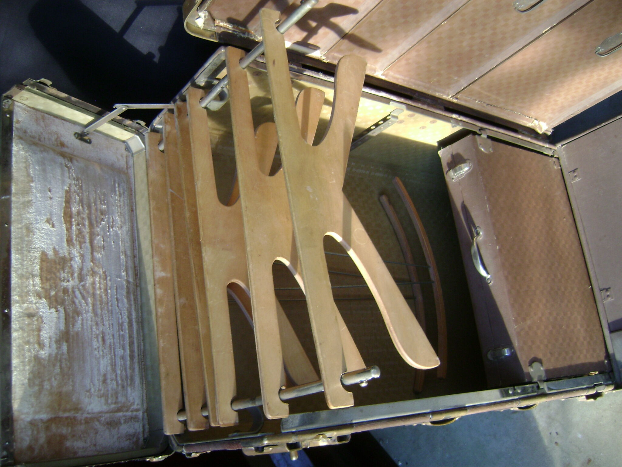 1920 american brand wheary travel trunk