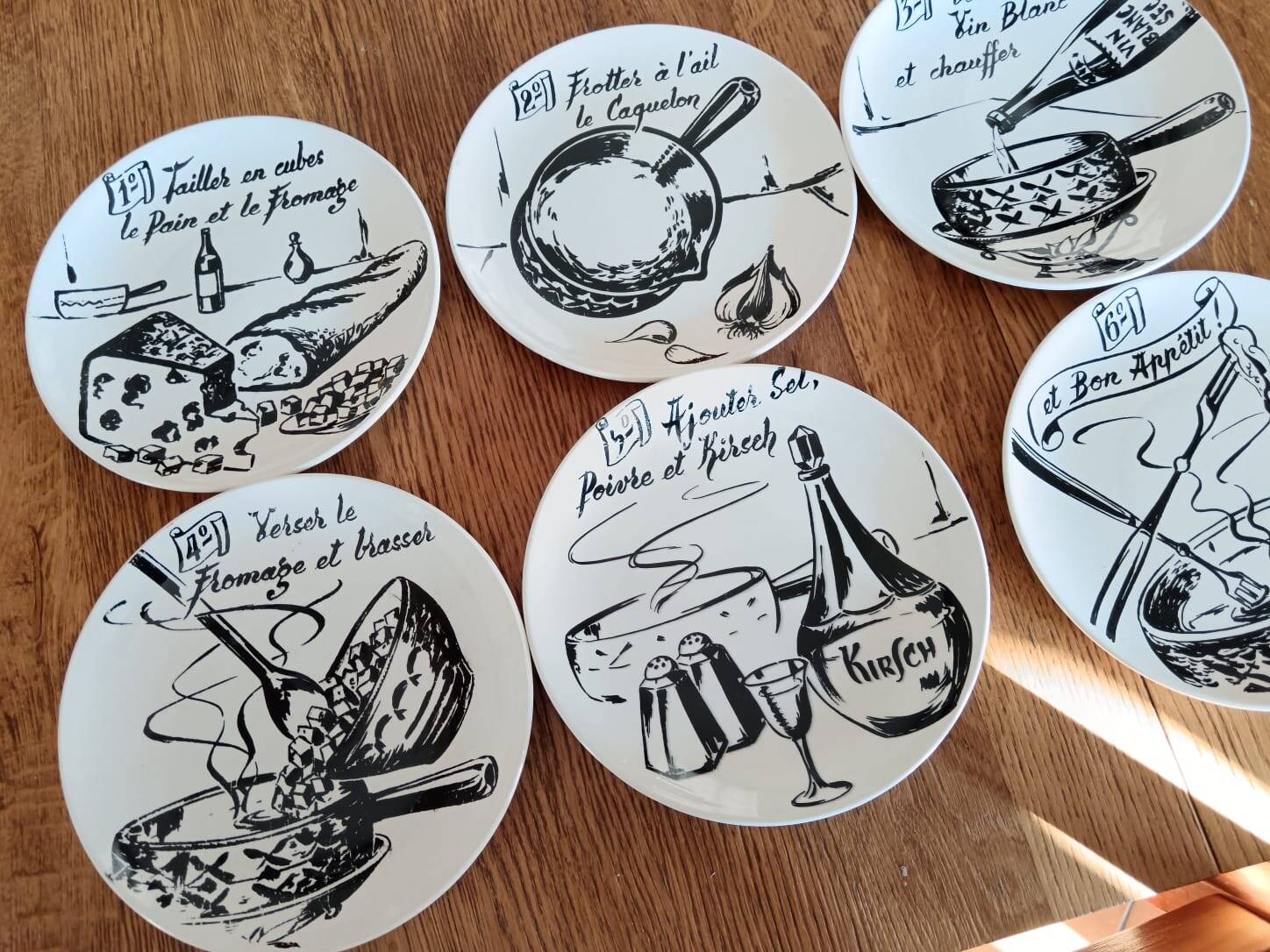 Gien plates