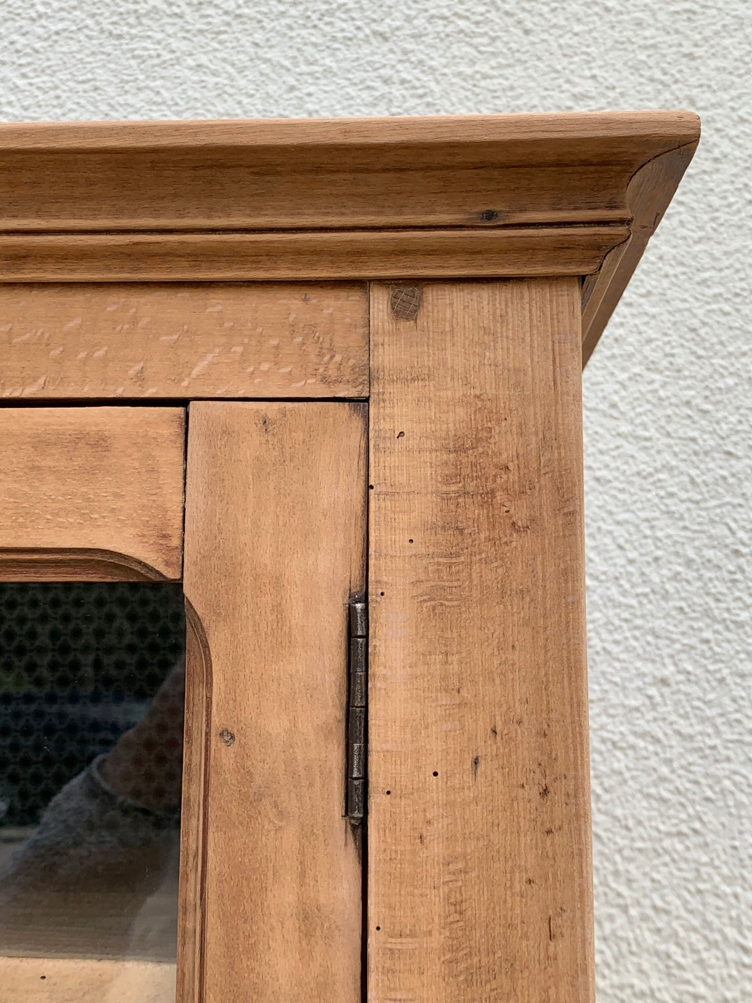 Parisian buffet glazed raw wood