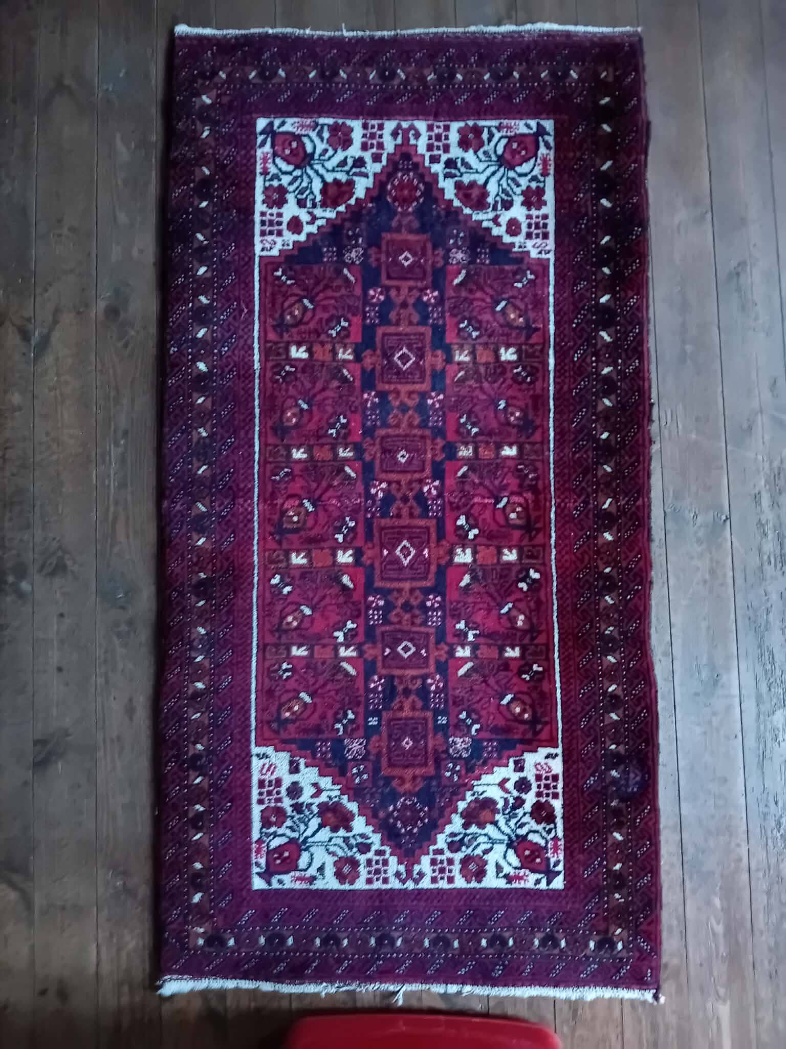 Handmade Belouch Persian rug 172x87cm