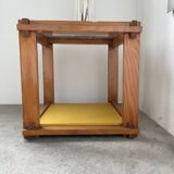 Bedside “cube” side table in pine DLG Regain