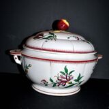 Antique hand-painted earthenware tureen from Vieux Strasbourg Sarreguemines