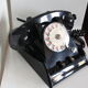 Téléphone en bakélite noir années 50