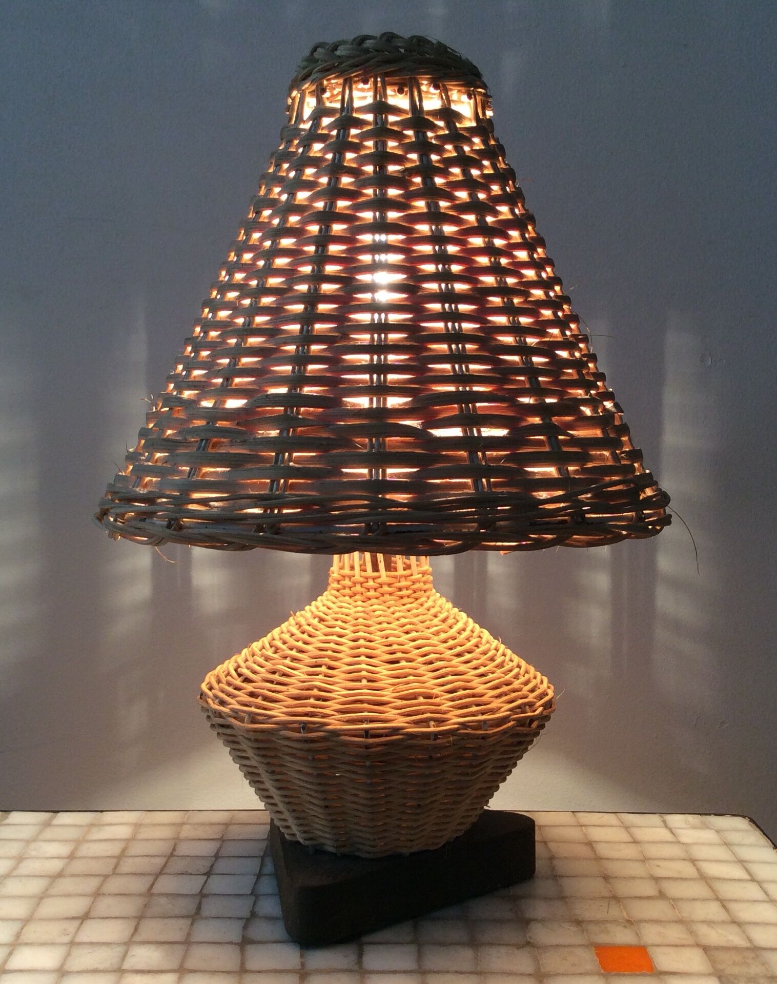Vintage lamp from the 50s- 60s in rattan