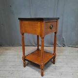 Table de chevet en merisier