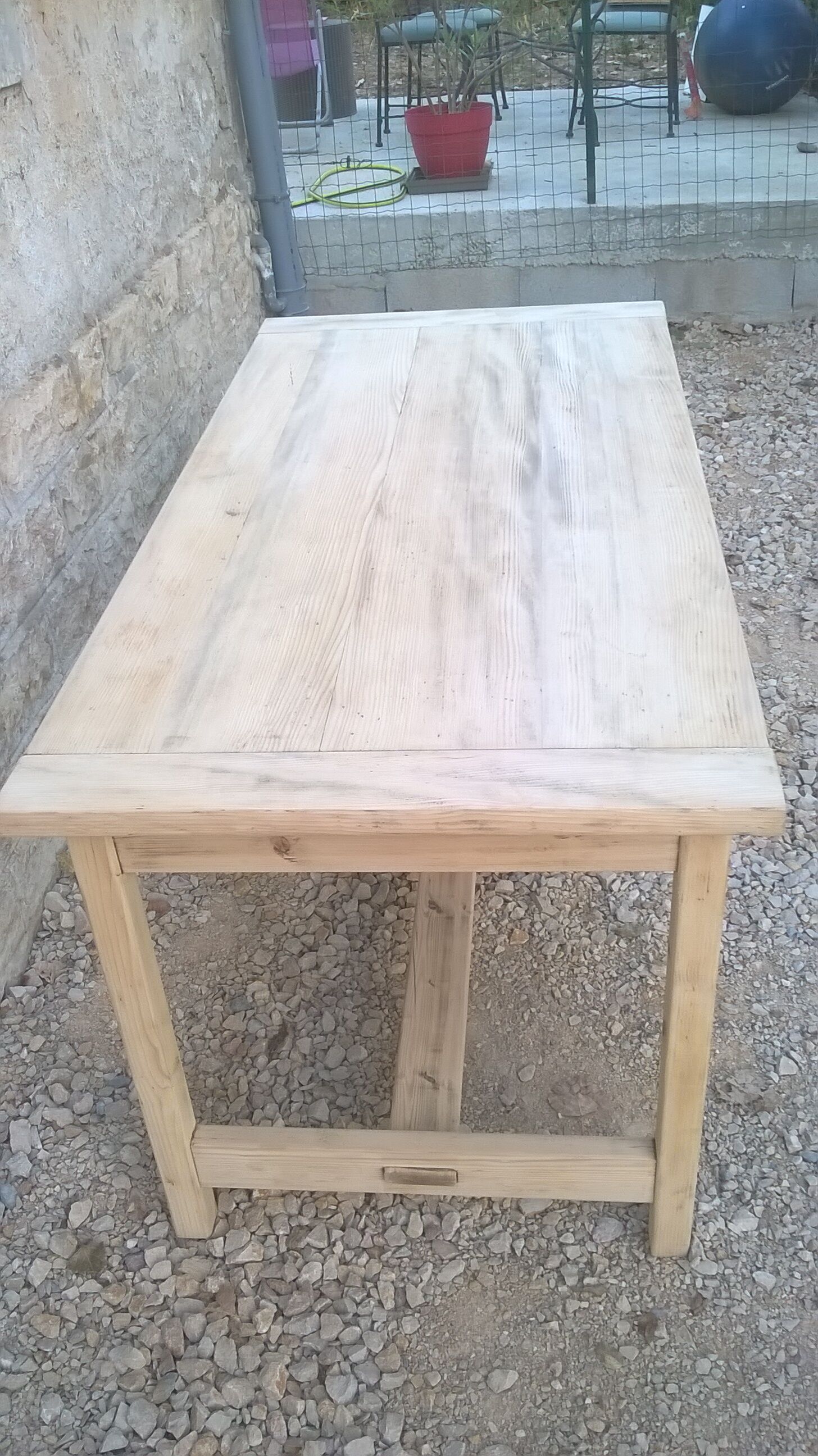 Table de ferme bois brut