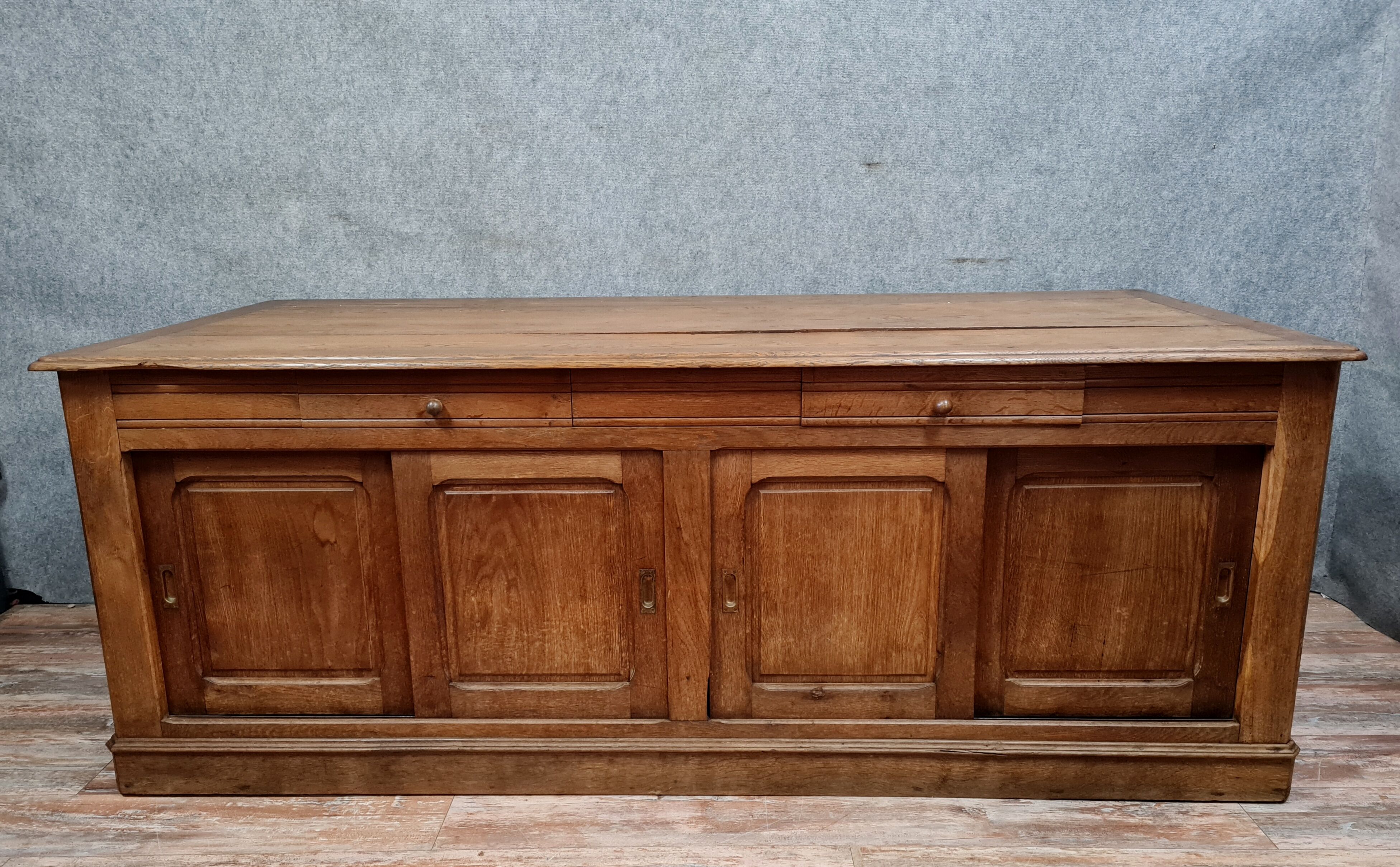 Center bank for solid oak store around 1880