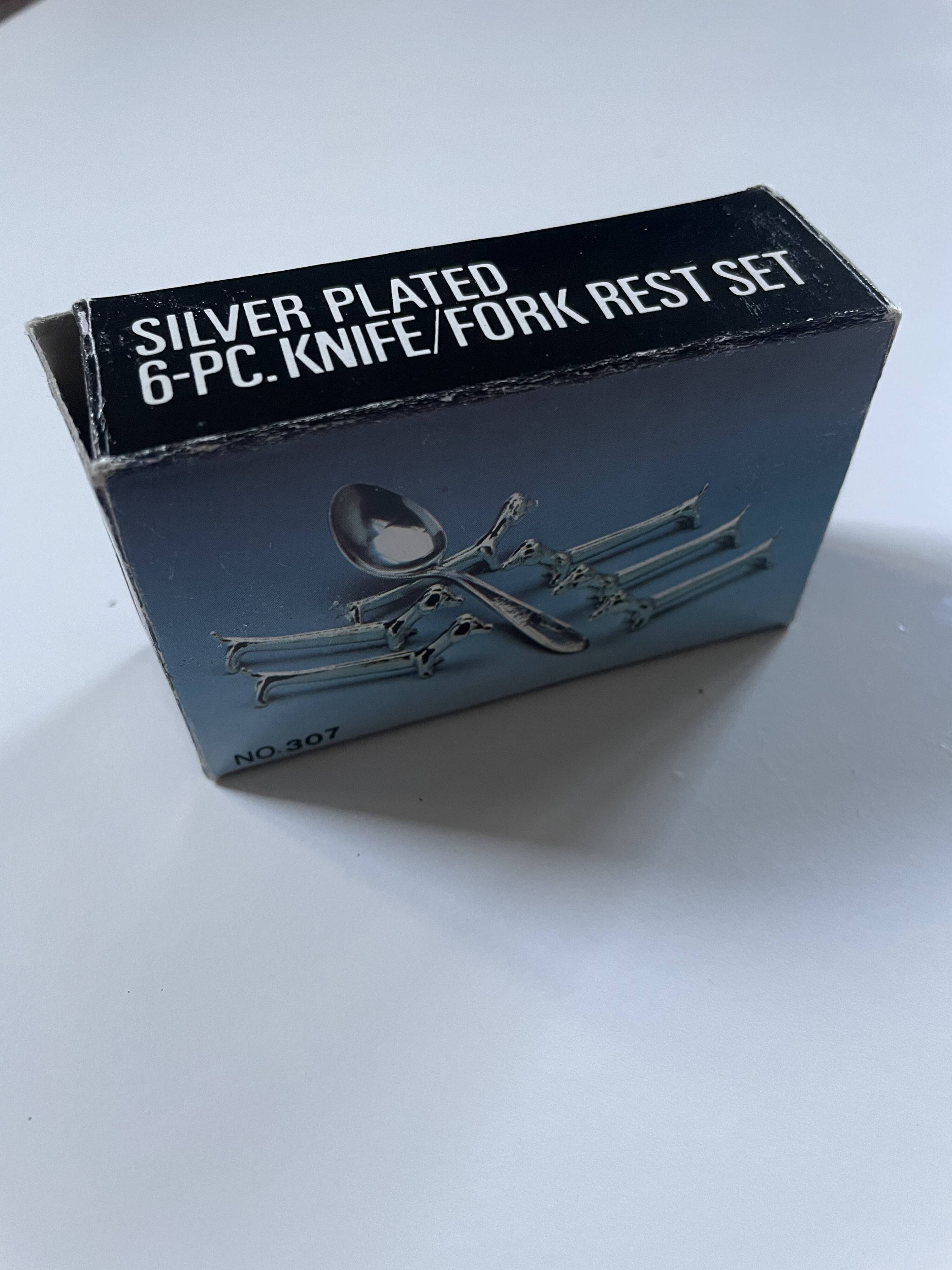 Vintage silver-plated dachshund knife rest