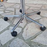 Charles Pollock Knoll armchair