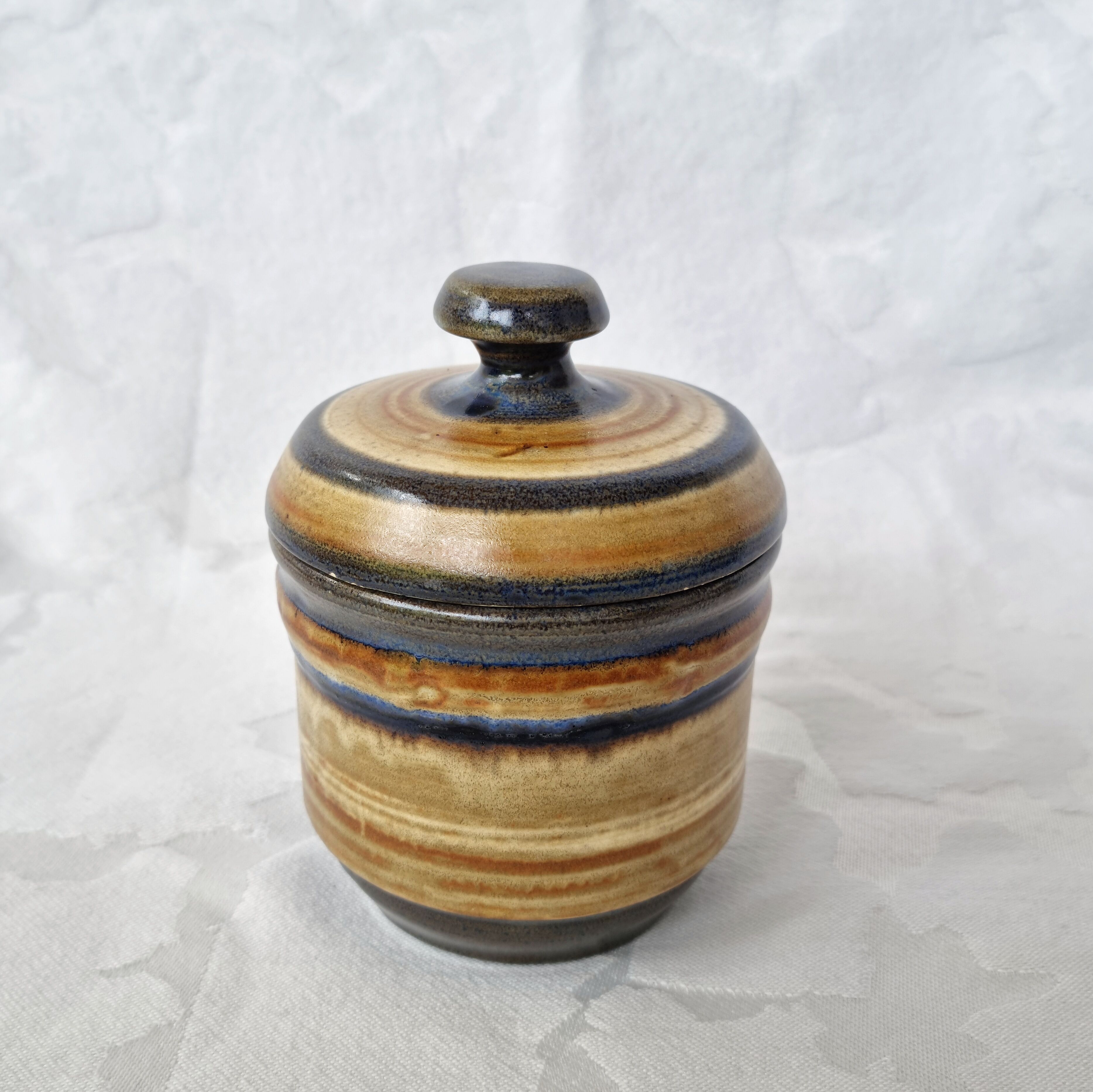 Gien sandstone sugar bowl
