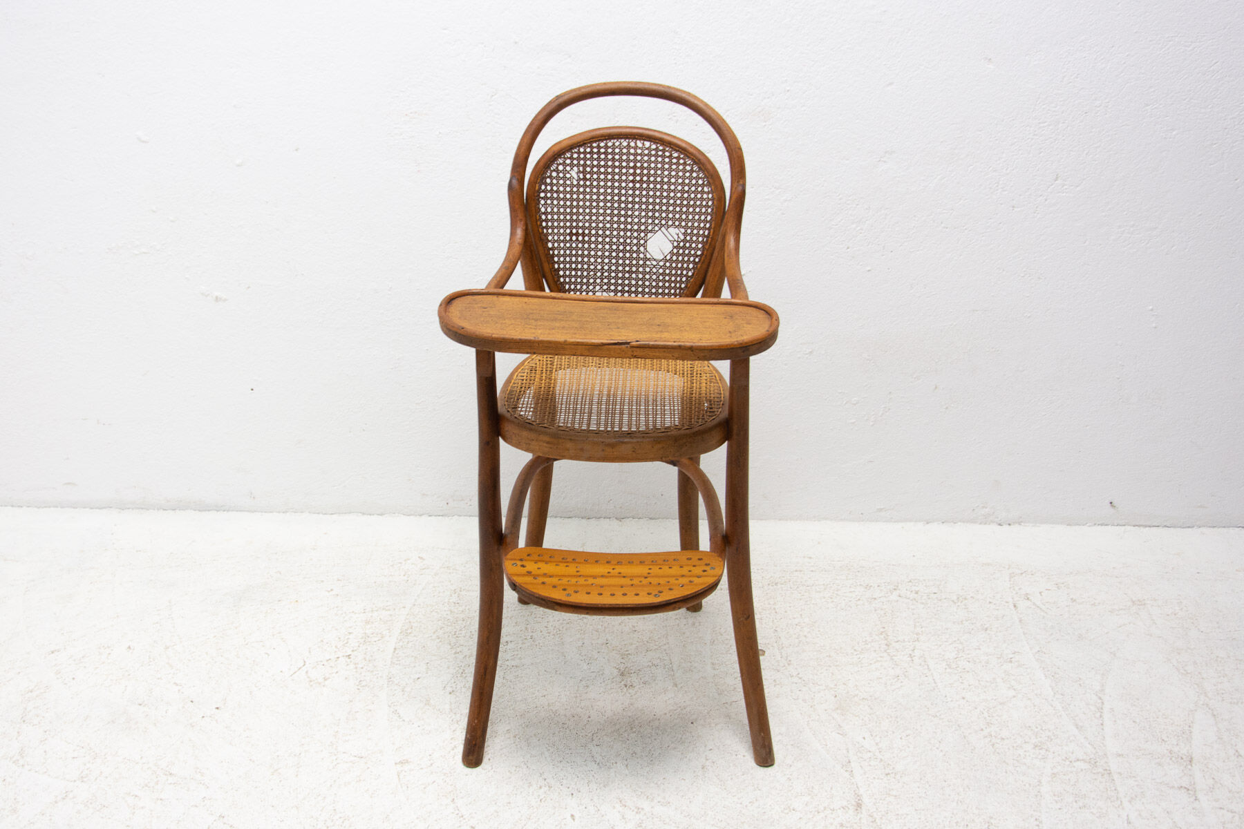 Antique Thonet children’s chair