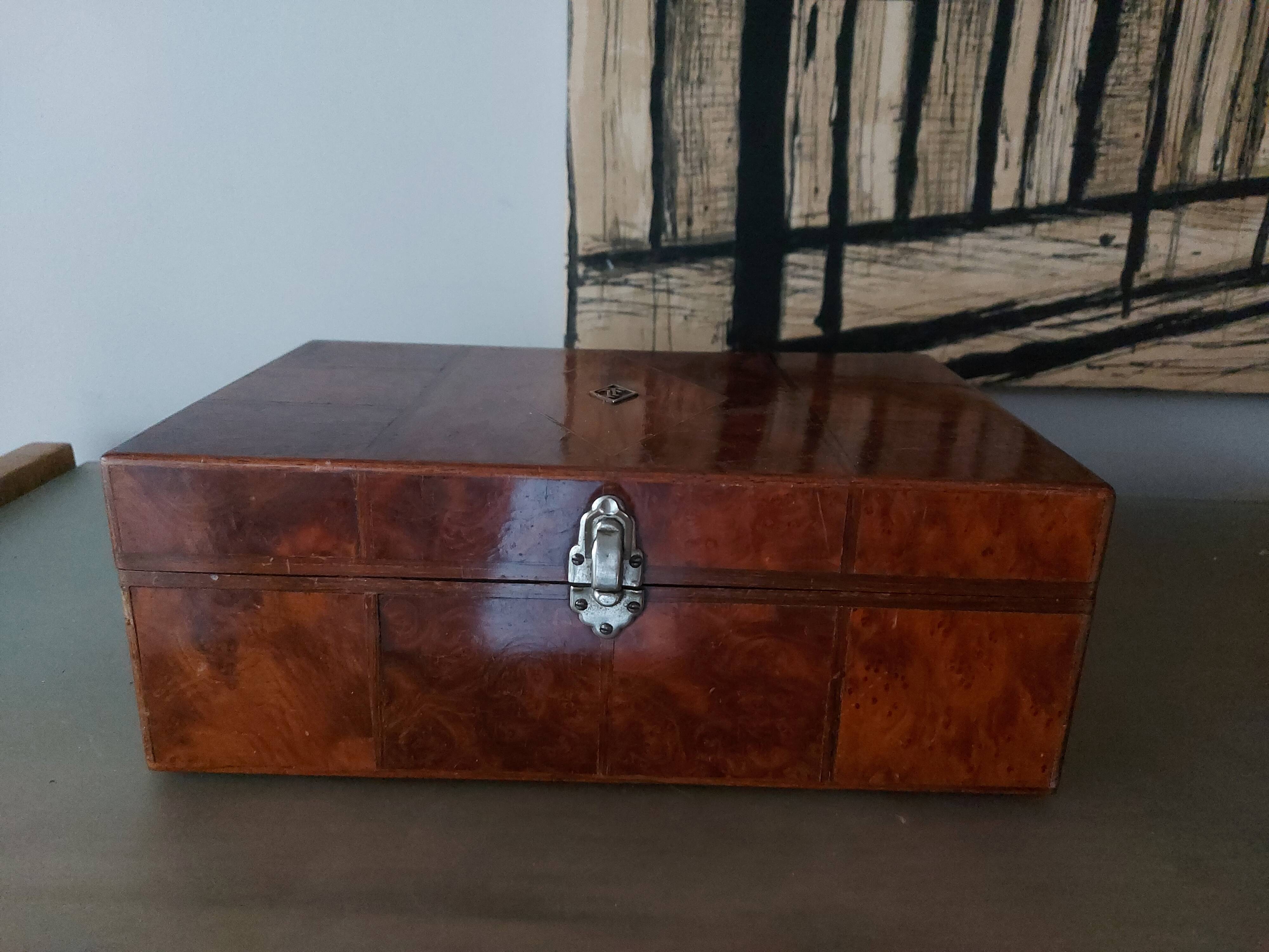 Boite en marqueterie