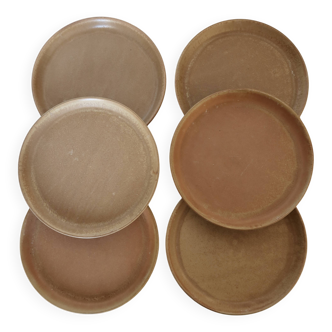 6 vintage stoneware flat plates