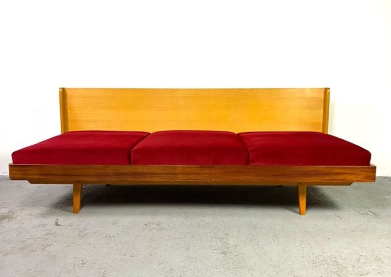Daybed in beech and red fabric by jitona, vintage czech 1970s