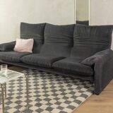 "675 Maralunga" Sofa by Vico Magistretti for Cassina