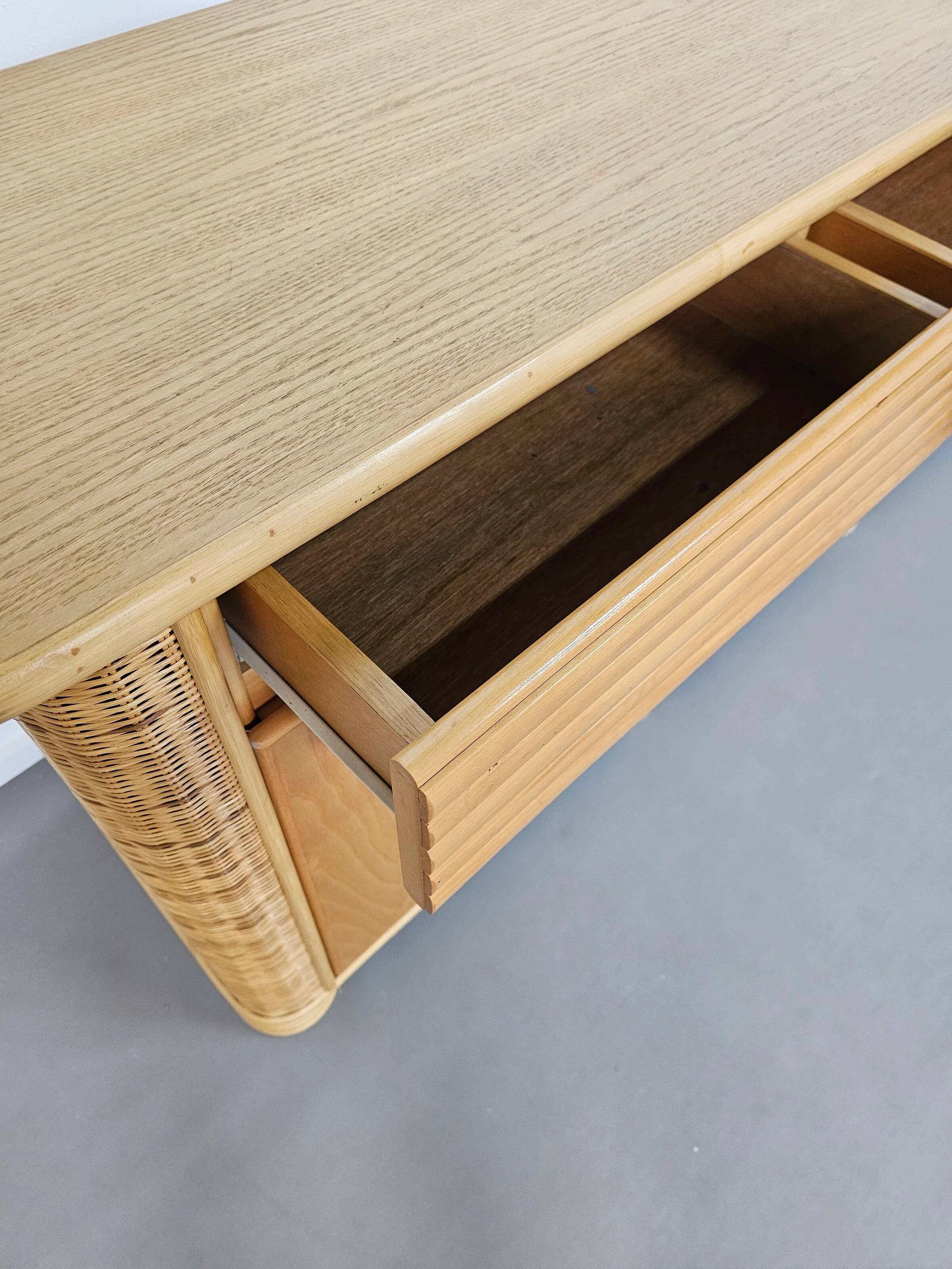 Wood / bamboo / rattan sideboard Roberti Rattan 1970s stunning condition