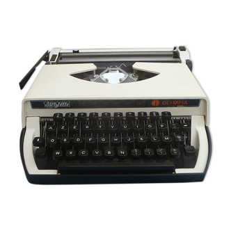 Olympia dactylette typewriter