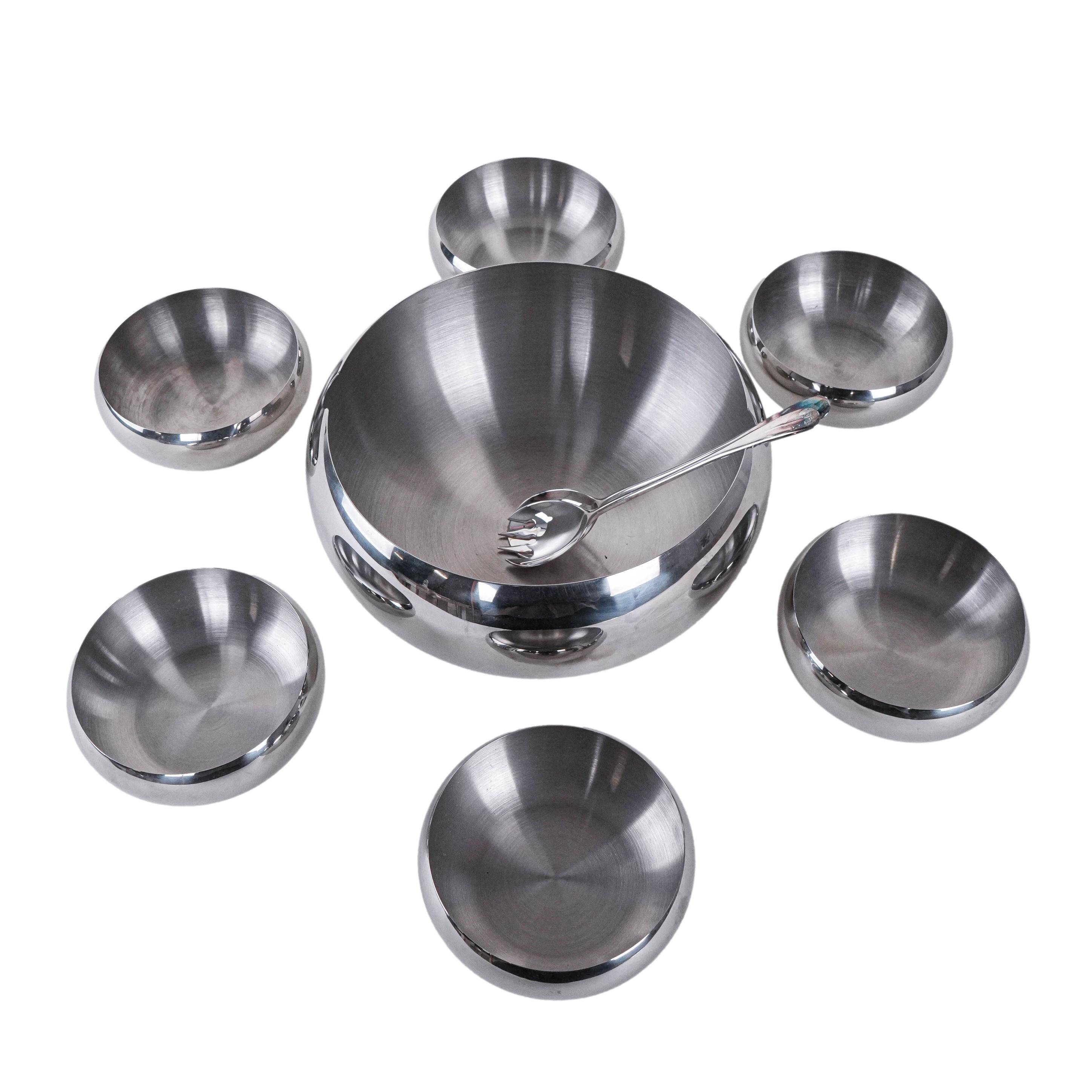 Set of stainless steel bowls, Italian design, 1980s, made in Italy