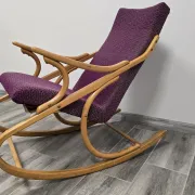 Chaise berçante de Ton