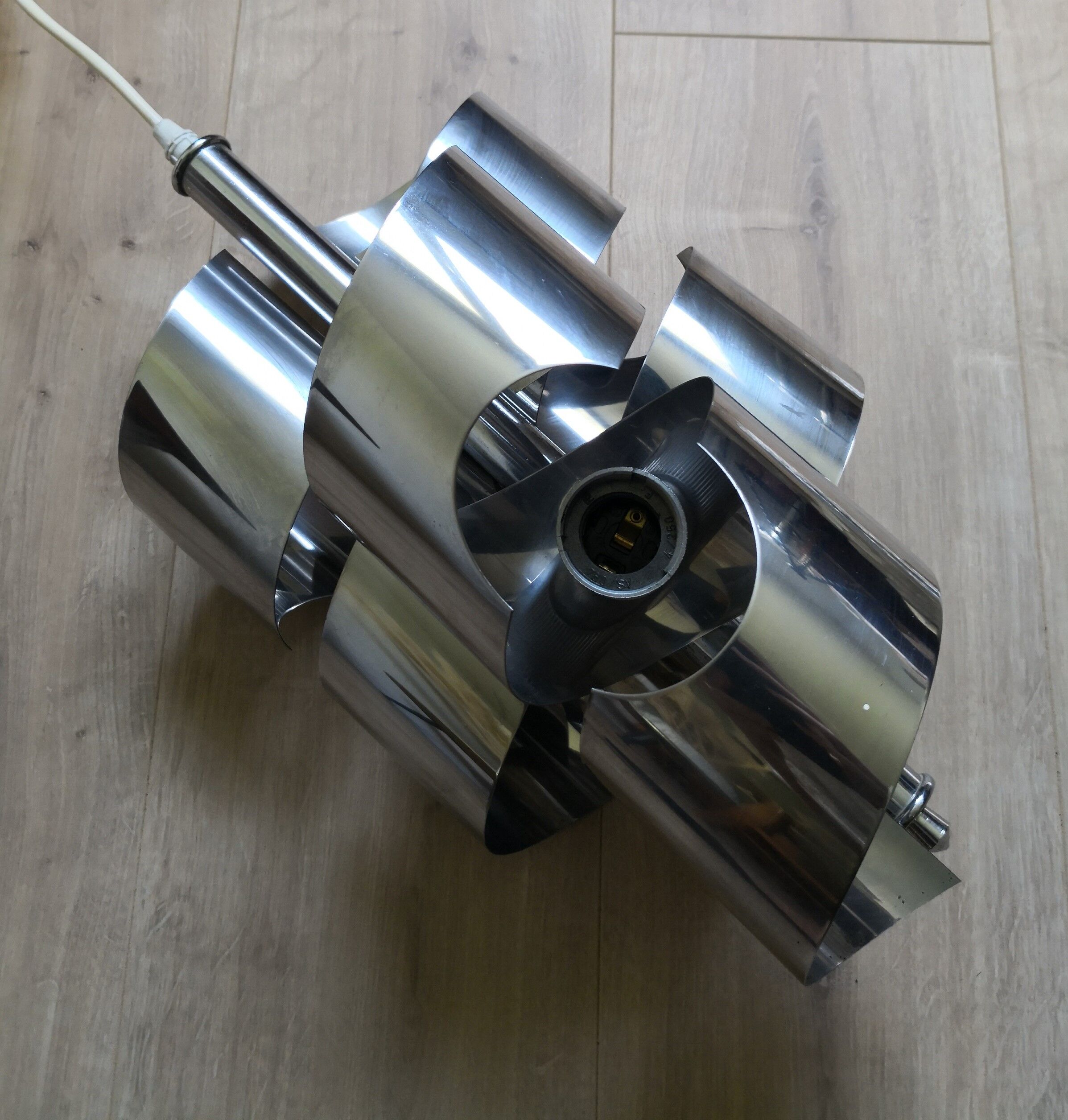 Space age hanging lamp years 70